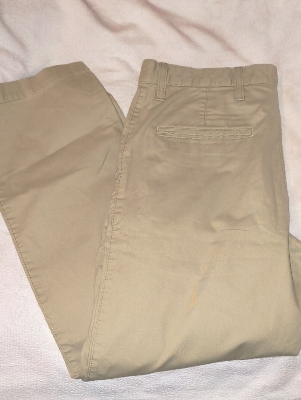Dockers Men's Light Khaki Chino Pants